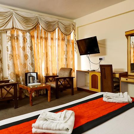 Hotel Nitesh Манали Экстерьер фото
