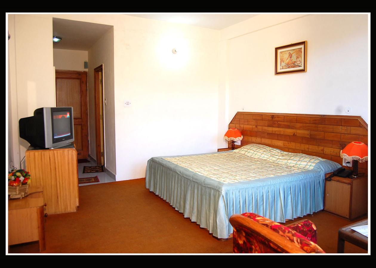 Hotel Nitesh Манали Экстерьер фото