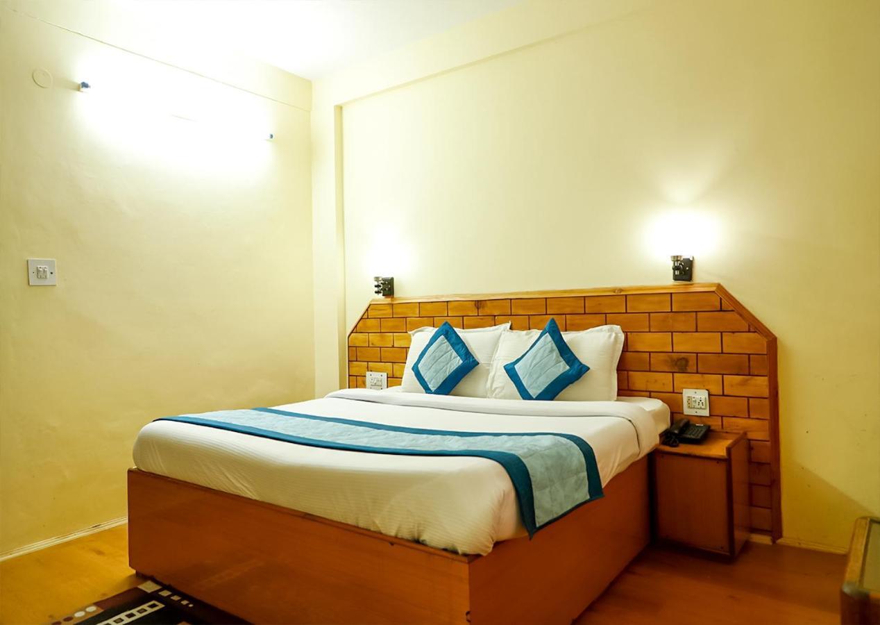 Hotel Nitesh Манали Экстерьер фото